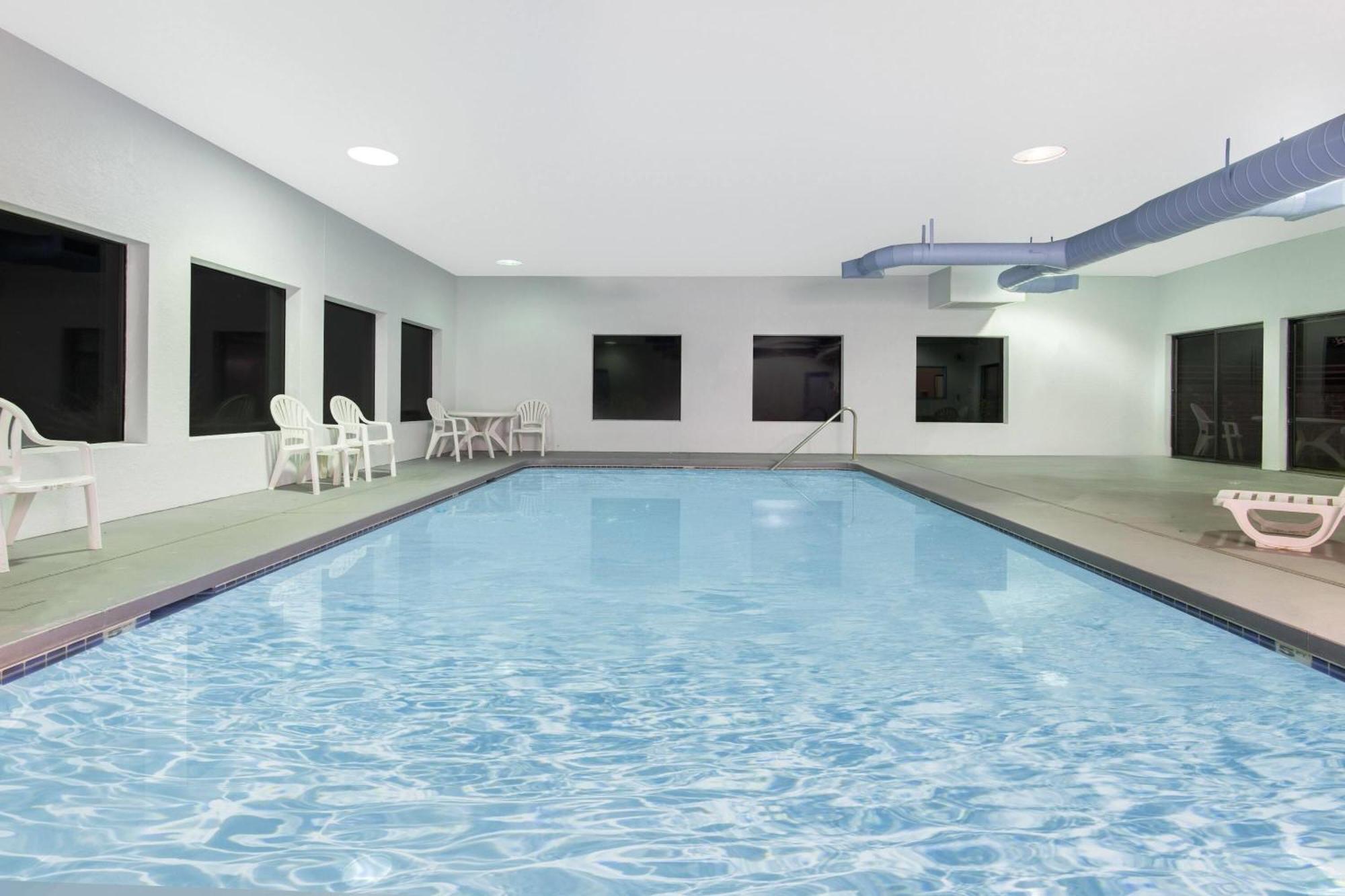 Super 8 By Wyndham Lacey Olympia Area Kültér fotó